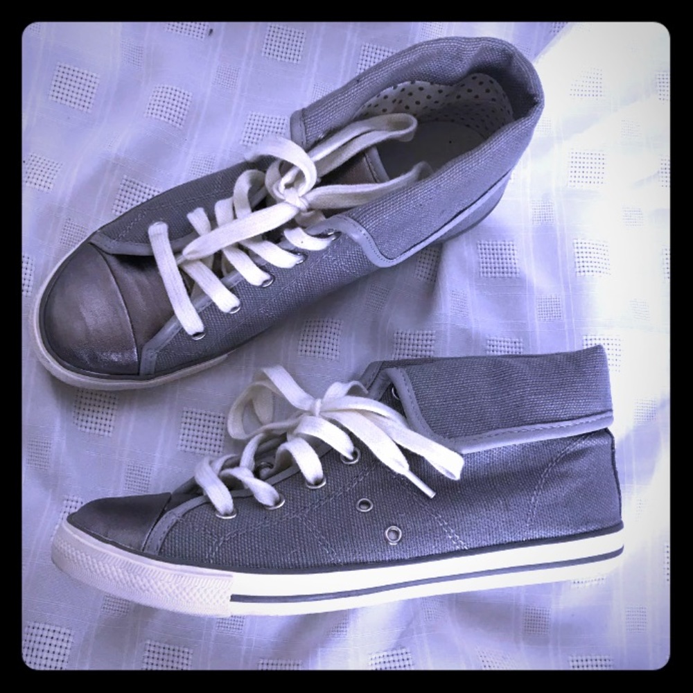 Aldo foldable sneakers